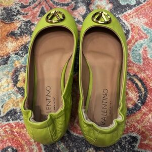 Mario Valentino Bright Green Leather Flats